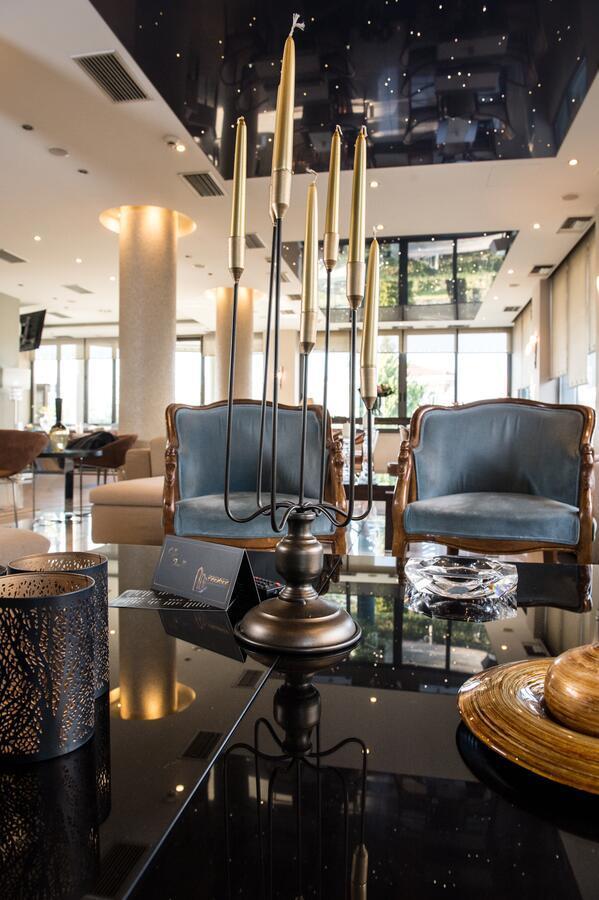 Premier Agrinio Heart Hotel Eksteriør bilde