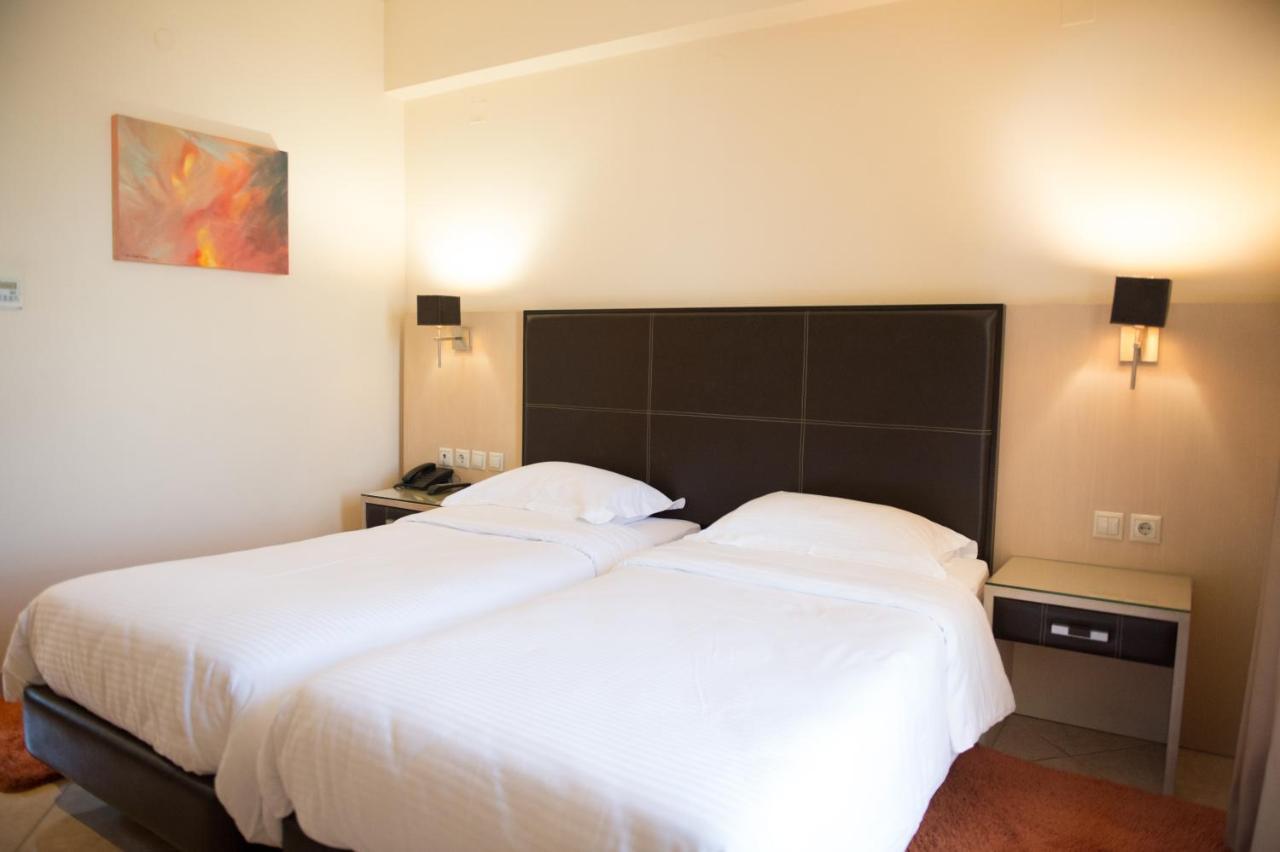 Premier Agrinio Heart Hotel Eksteriør bilde